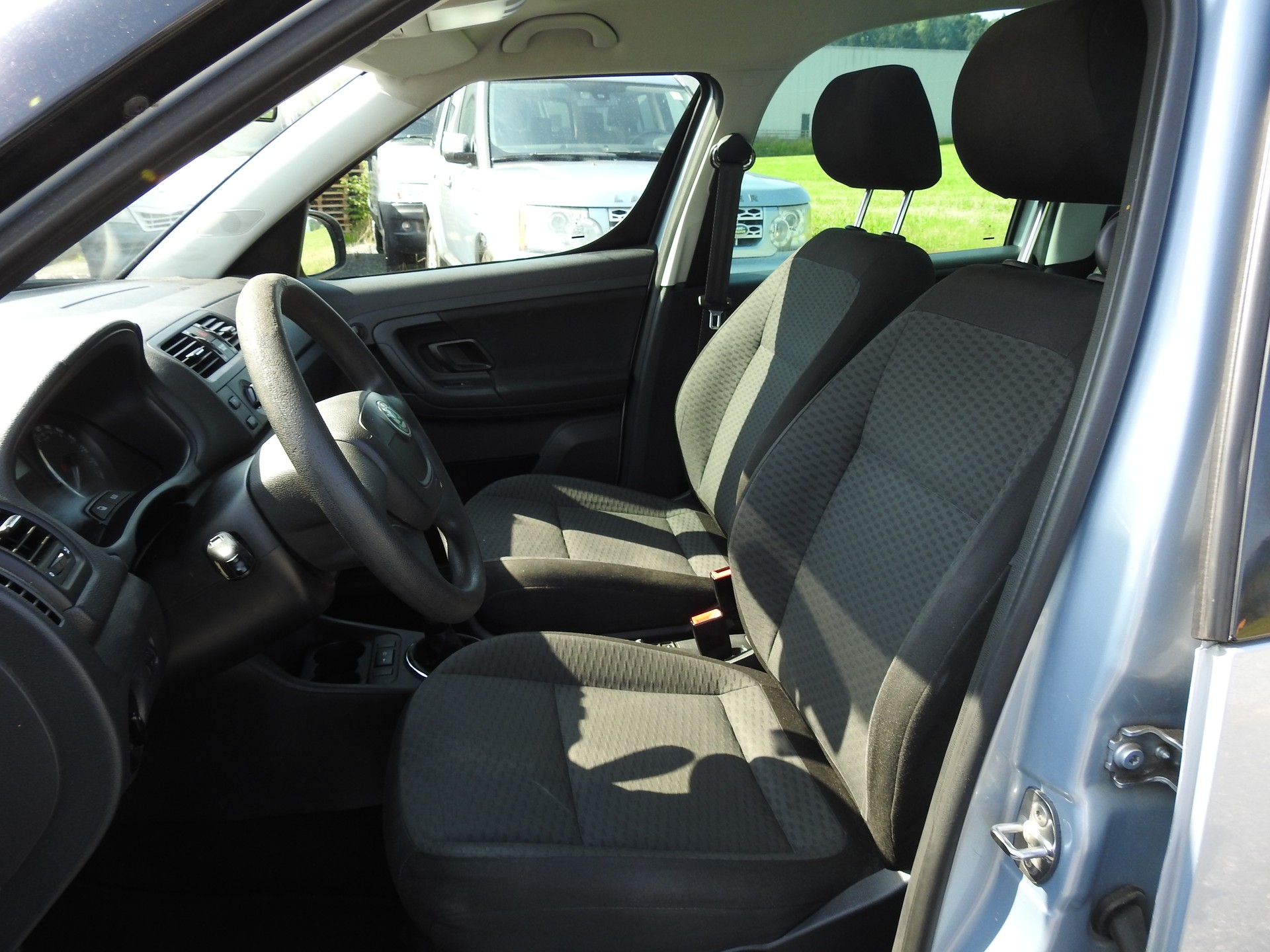 SKODA Roomster 1.2 TSI Family-image-12