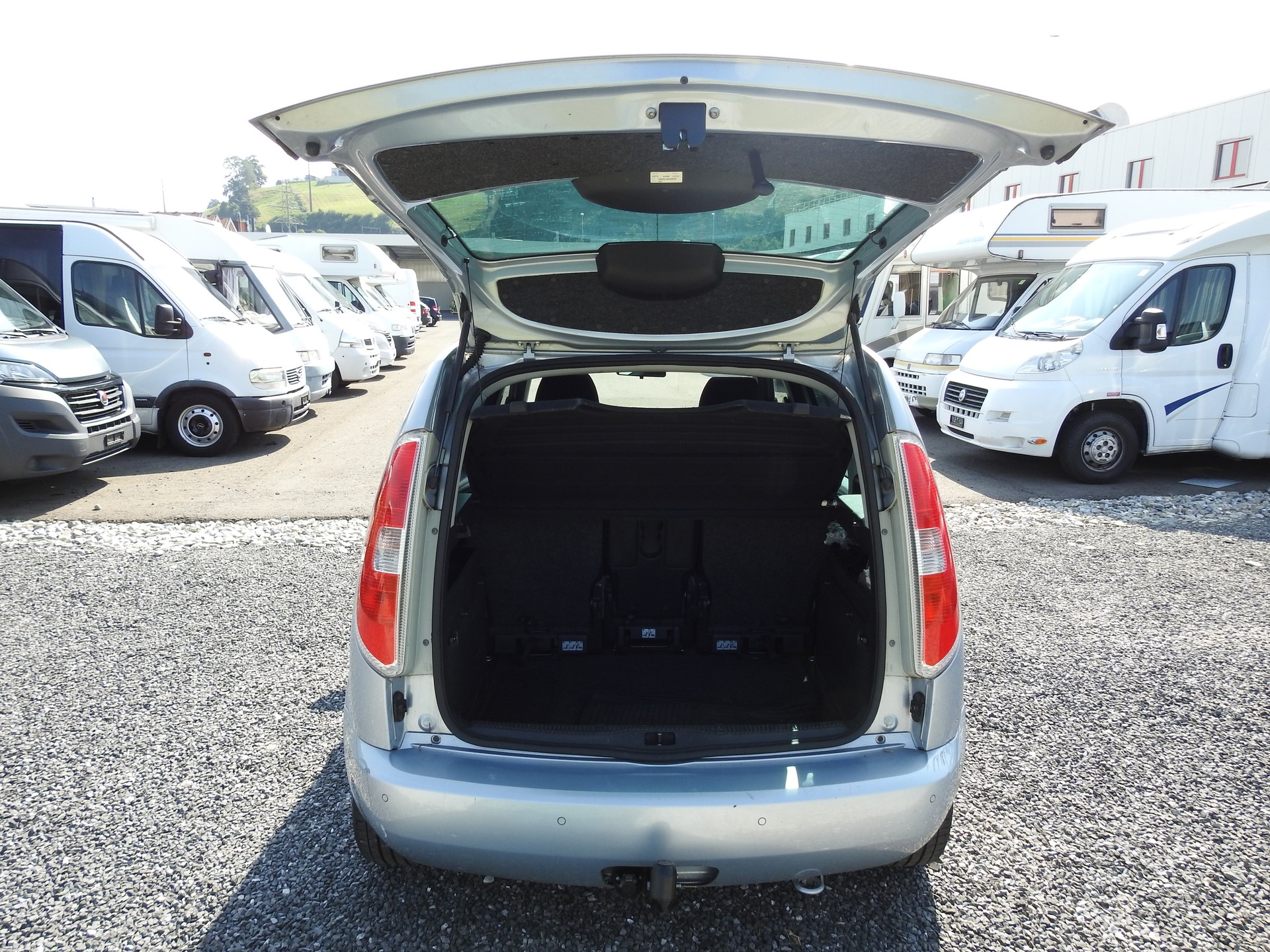 SKODA Roomster 1.2 TSI Family-image-9