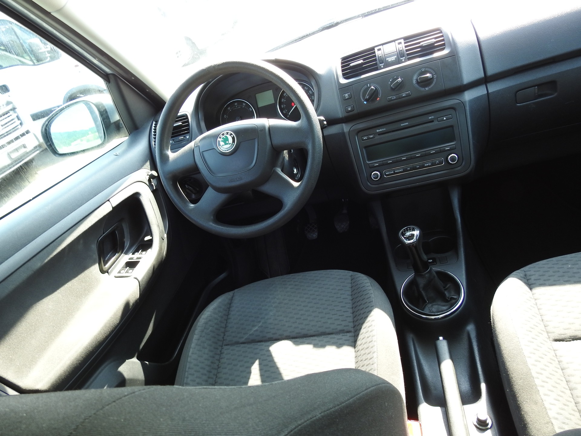 SKODA Roomster 1.2 TSI Family-image-19