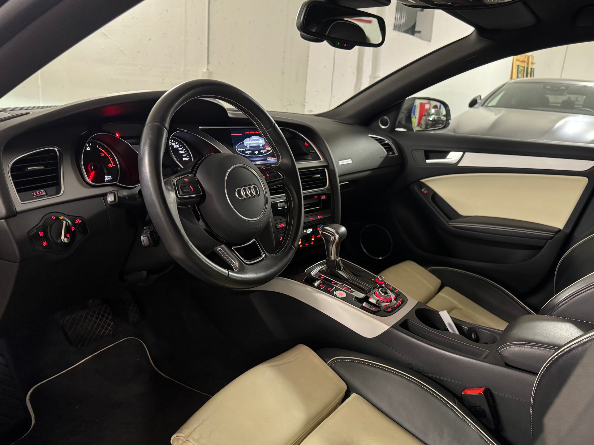 AUDI A5 Sportback 3.0 TDI quattro S-tronic S-Line-image-9