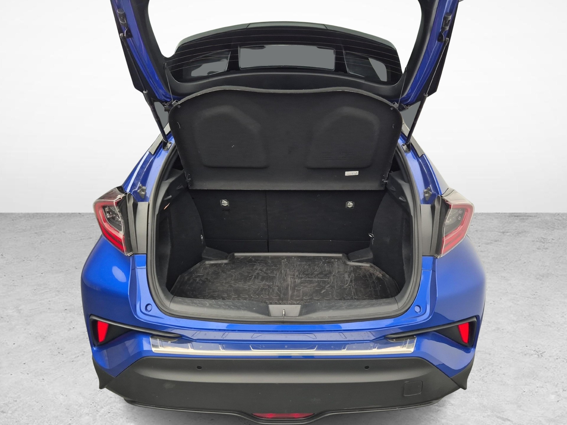 TOYOTA C-HR 1.8 VVTi HSD Style-image-14