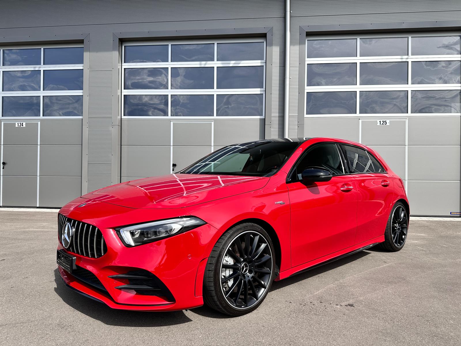 MERCEDES-BENZ MERCEDES-BENZ A 35 AMG 4MATIC SPEEDSHIFT NIGHT AERODYNAMIK l 306 PS