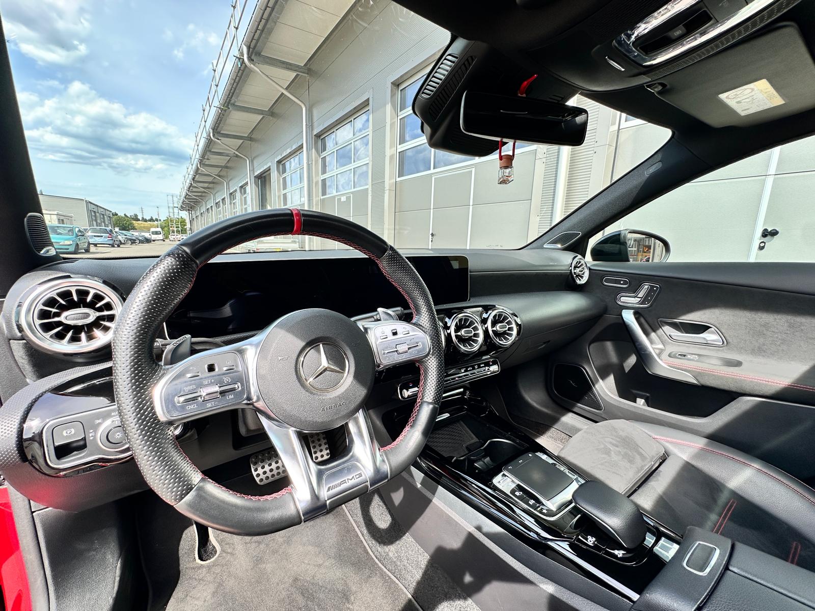 MERCEDES-BENZ MERCEDES-BENZ A 35 AMG 4MATIC SPEEDSHIFT NIGHT AERODYNAMIK l 306 PS-image-9