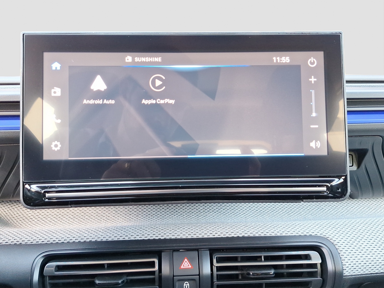 CITROEN C3 1.2 Hybrid Plus-image-17