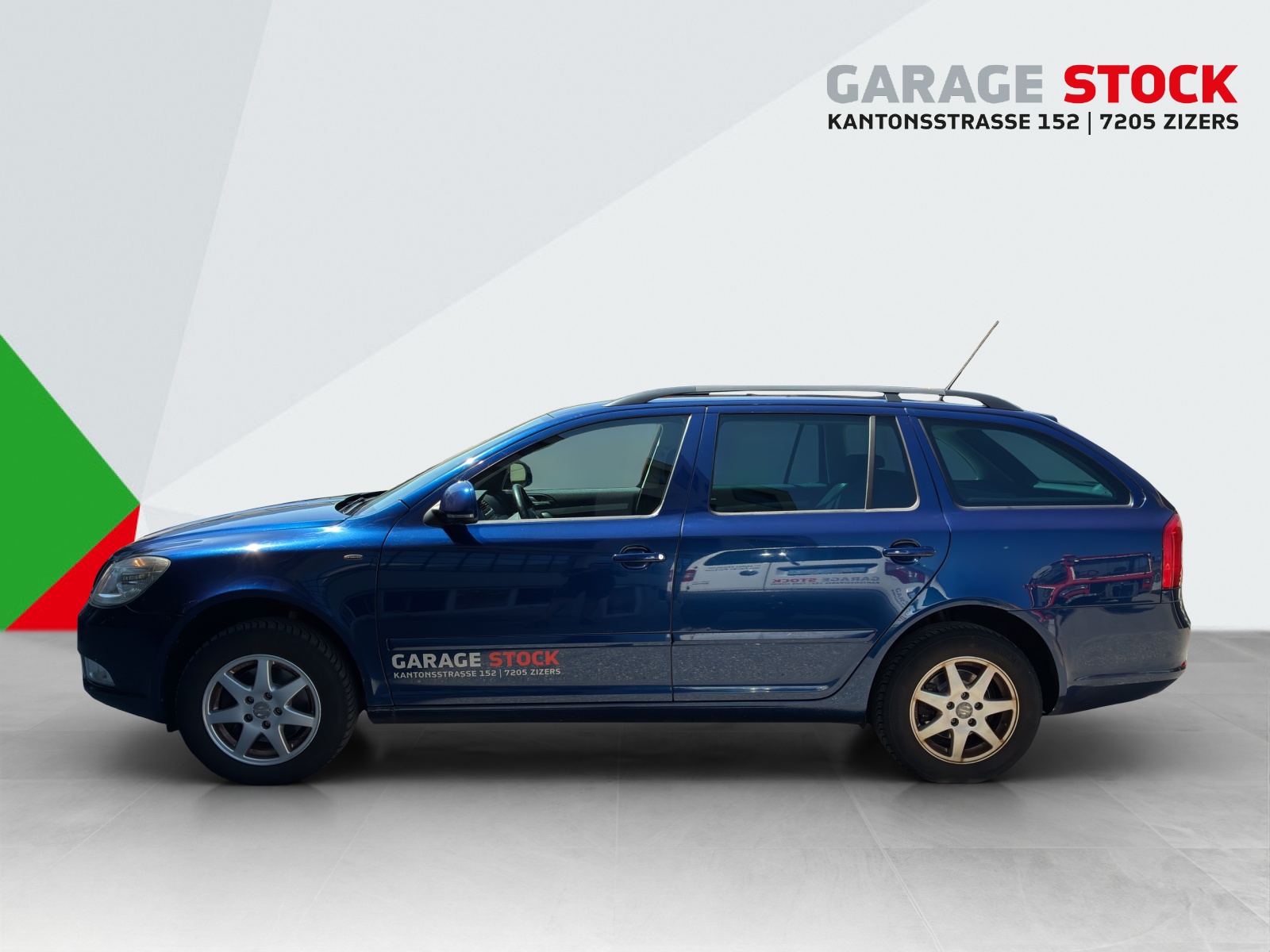 SKODA Octavia Combi 1.8 TSI Adventure 4x4-showroom-element-1