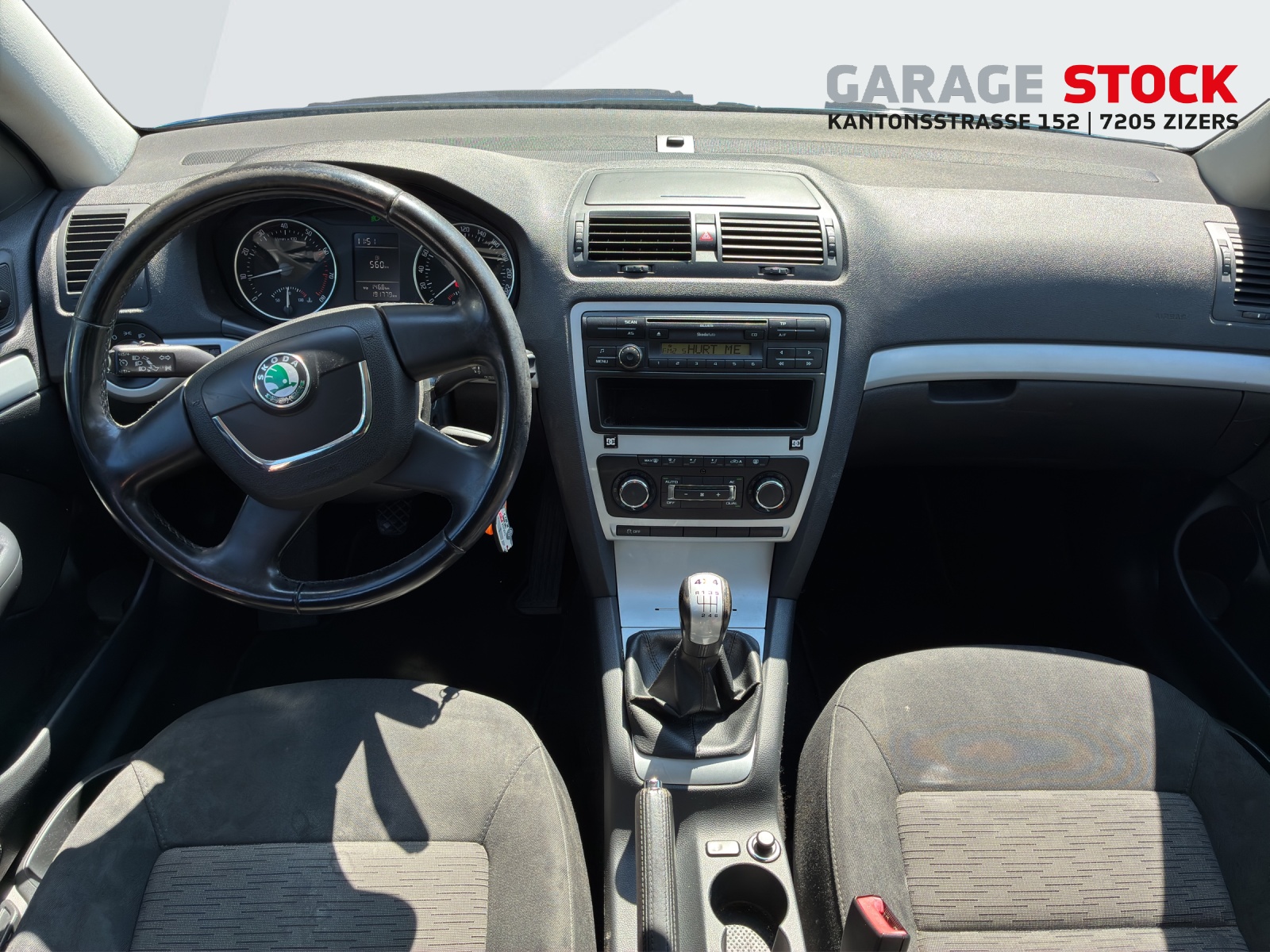 SKODA Octavia Combi 1.8 TSI Adventure 4x4-image-9
