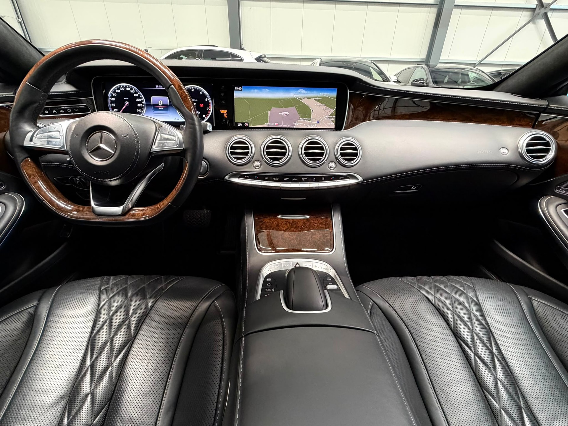 MERCEDES-BENZ S 500 Coupé 4Matic 7G-Tronic-image-14