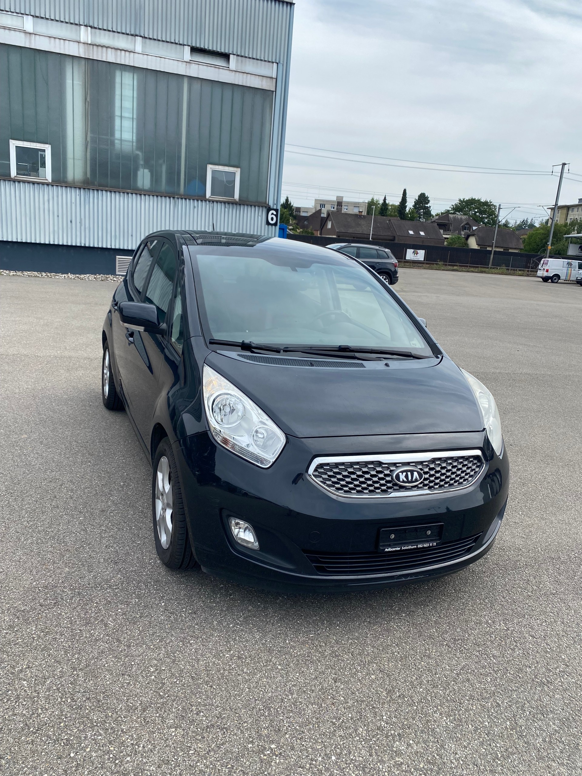 KIA Venga 1.6 CVVT Style Automatic-image-5
