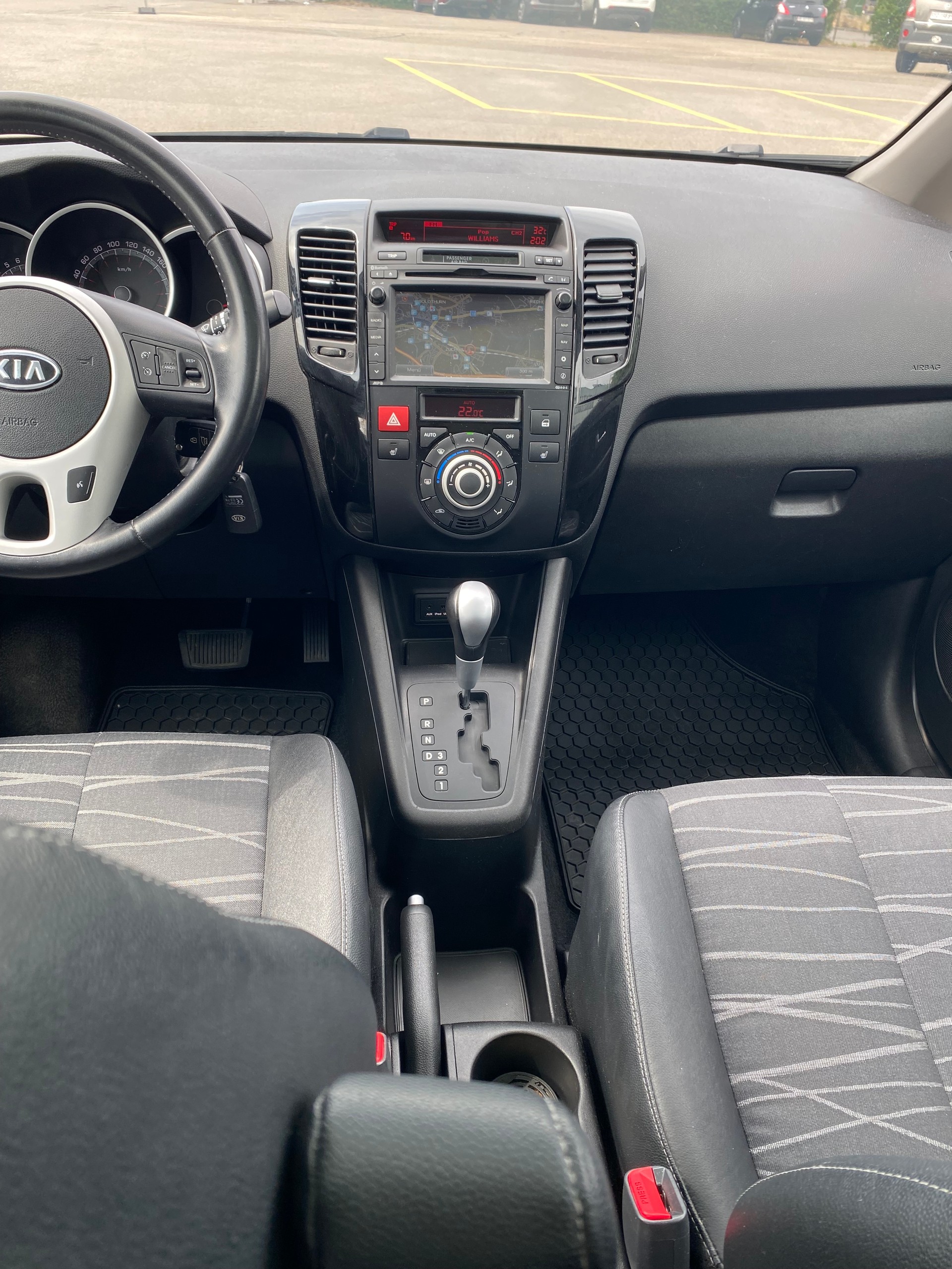 KIA Venga 1.6 CVVT Style Automatic-image-15