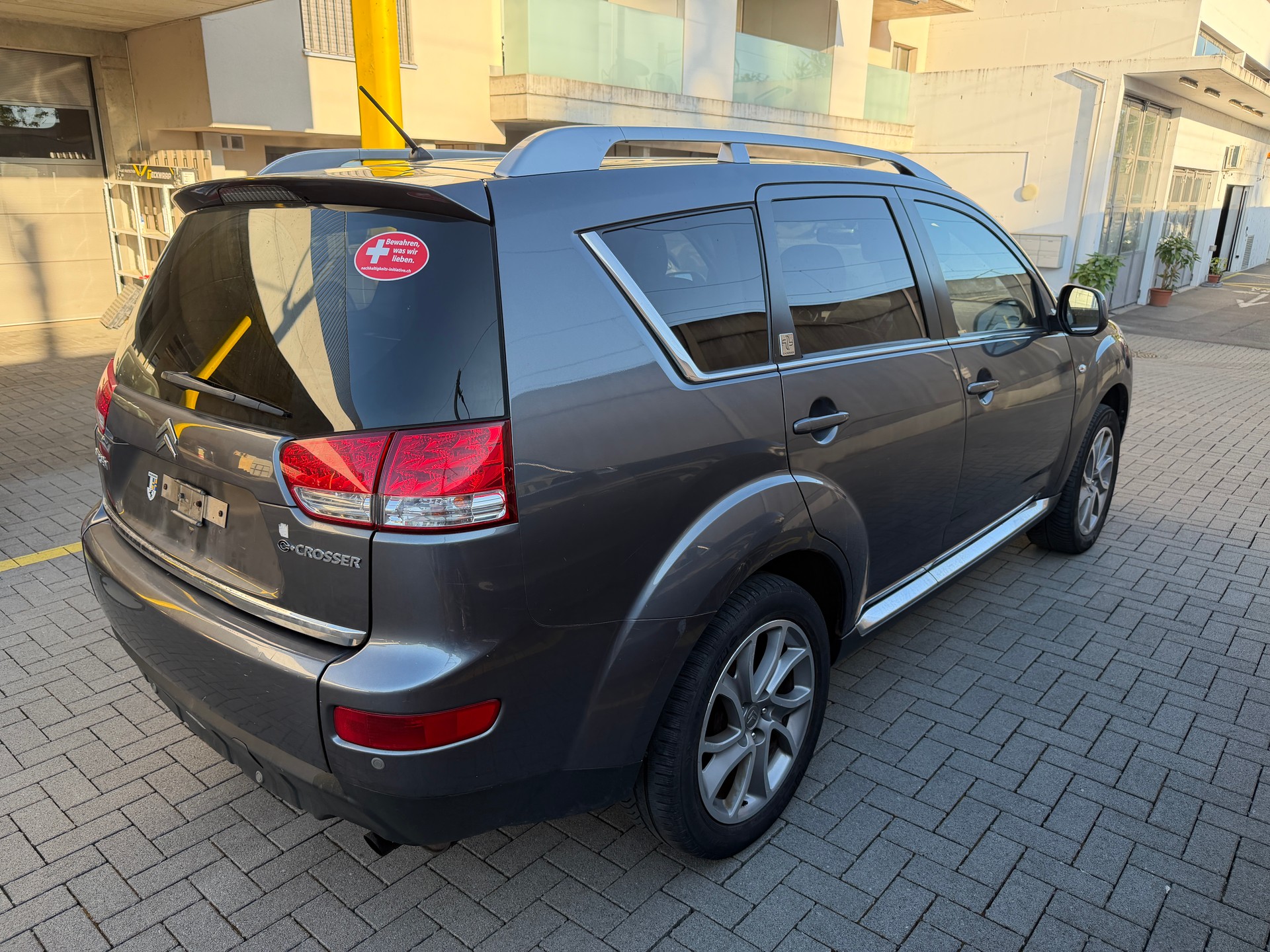 CITROEN C-Crosser 2.4 Exclusive CVT-image-22