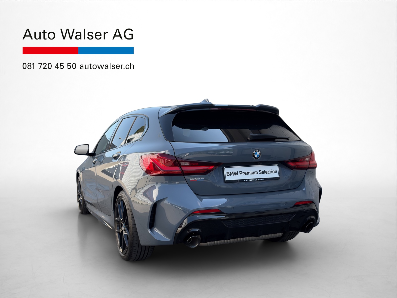 BMW M135i xDrive-showroom-element-2