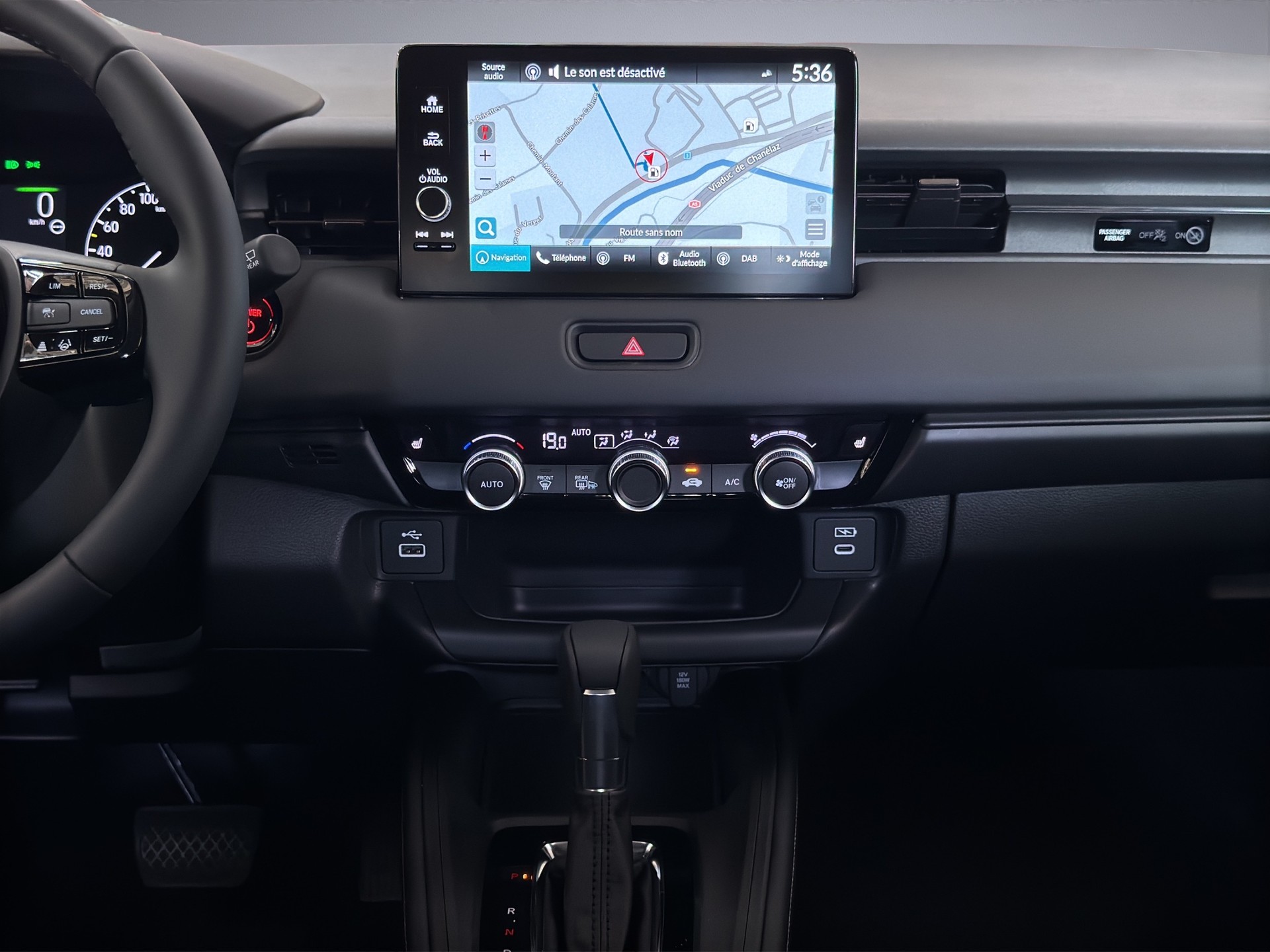 HONDA HR-V 1.5 i-MMD Elegance-image-11