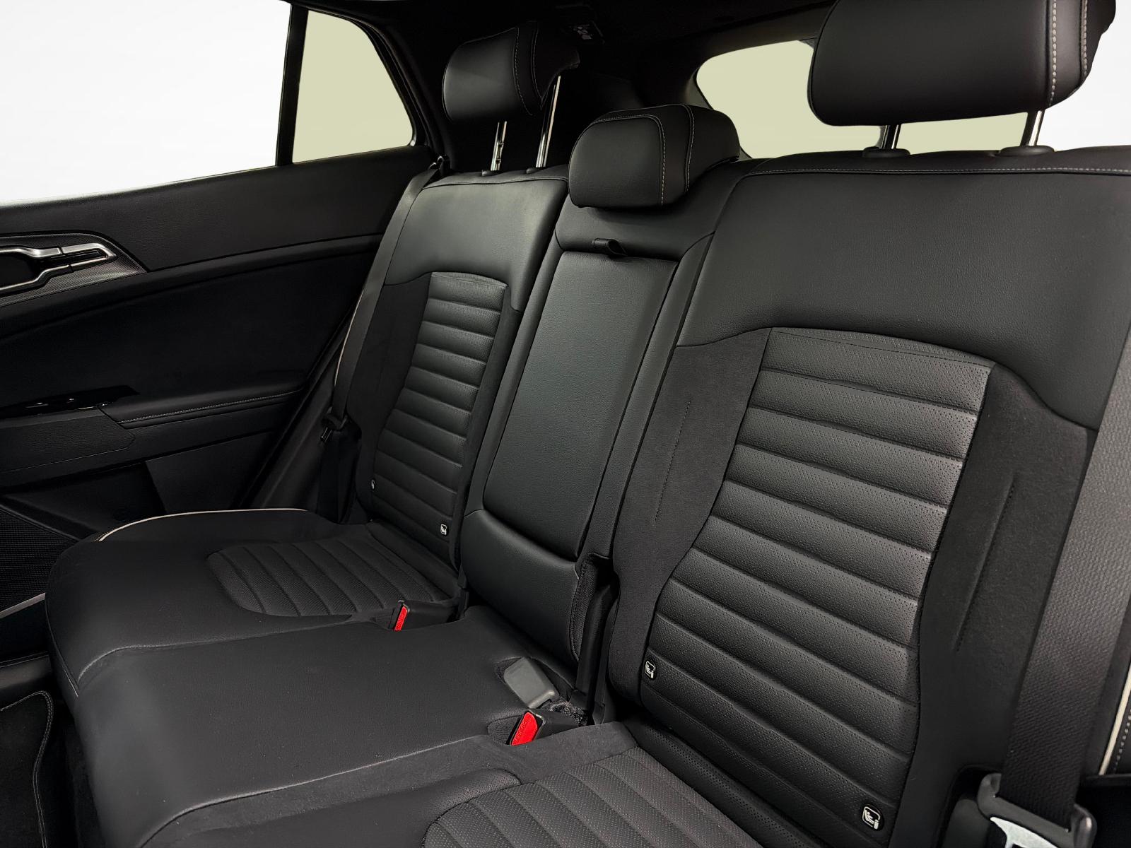 KIA Sportage 1.6 T-GDi PHEV GT-Line-image-11