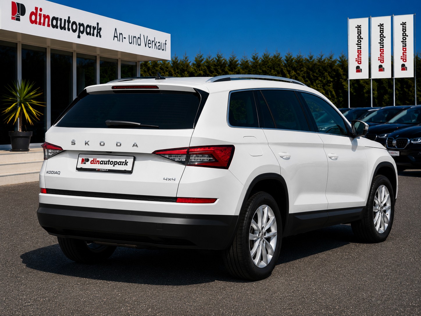 SKODA Kodiaq 2.0 TDI SCR Style 4x4 DSG * CH-Fahrzeug * Ab Service inkl. Zahnriemen + WP * Frisch ab MFK *-image-4