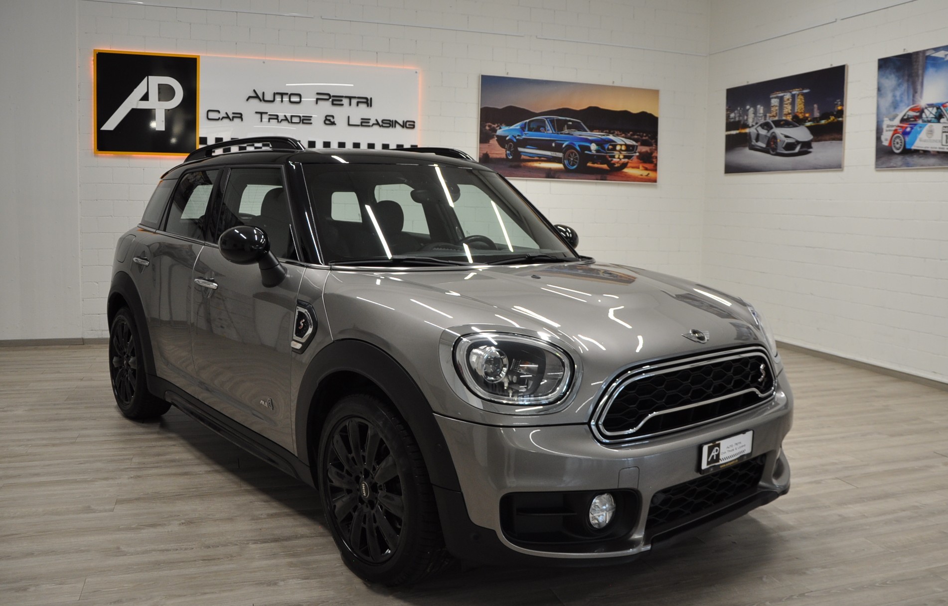MINI Countryman Cooper S ALL4 Steptronic-showroom-element-1