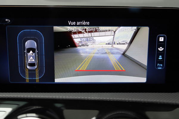 MERCEDES-BENZ A 220 d 8G-DCT-image-13
