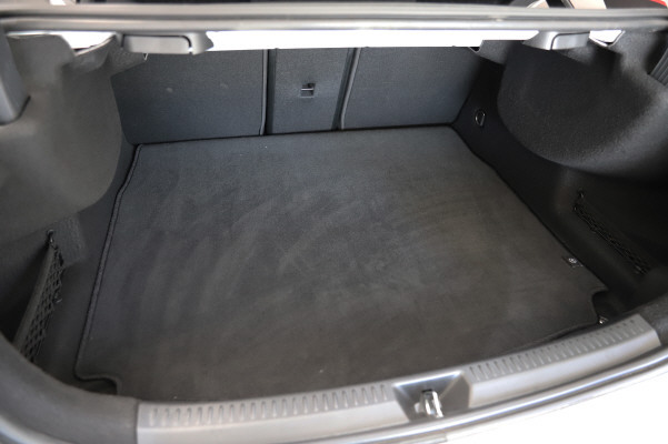 MERCEDES-BENZ A 220 d 8G-DCT-image-11