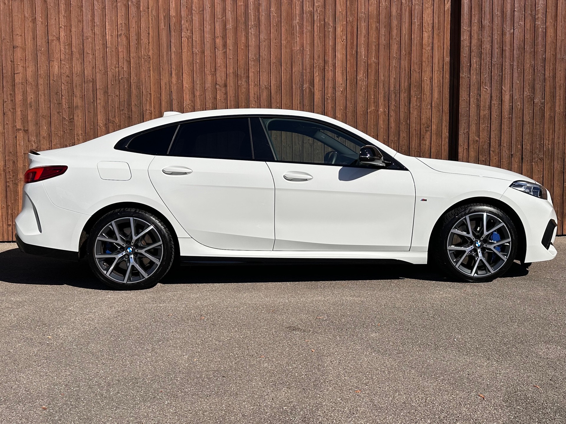 BMW M235i Gran Coupé xDrive Pure M Sport Steptronic-showroom-element-1
