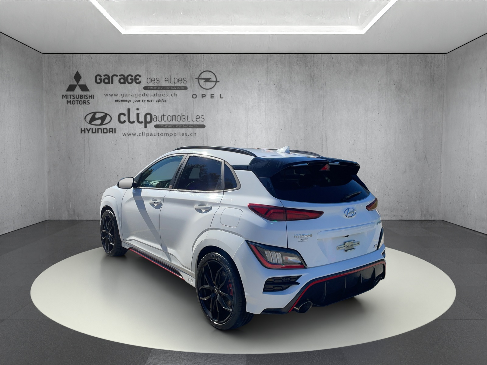 HYUNDAI Kona N 2.0 T-GDi-showroom-element-3
