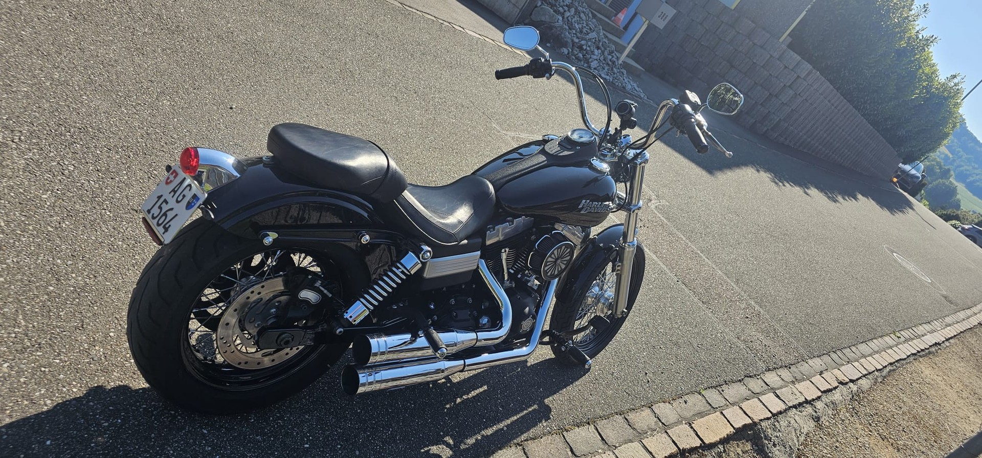 HARLEY-DAVIDSON Dyna-image-1