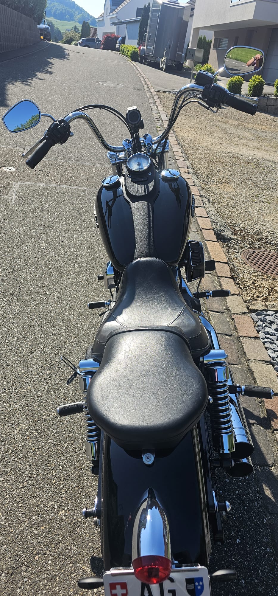 HARLEY-DAVIDSON Dyna-image-2