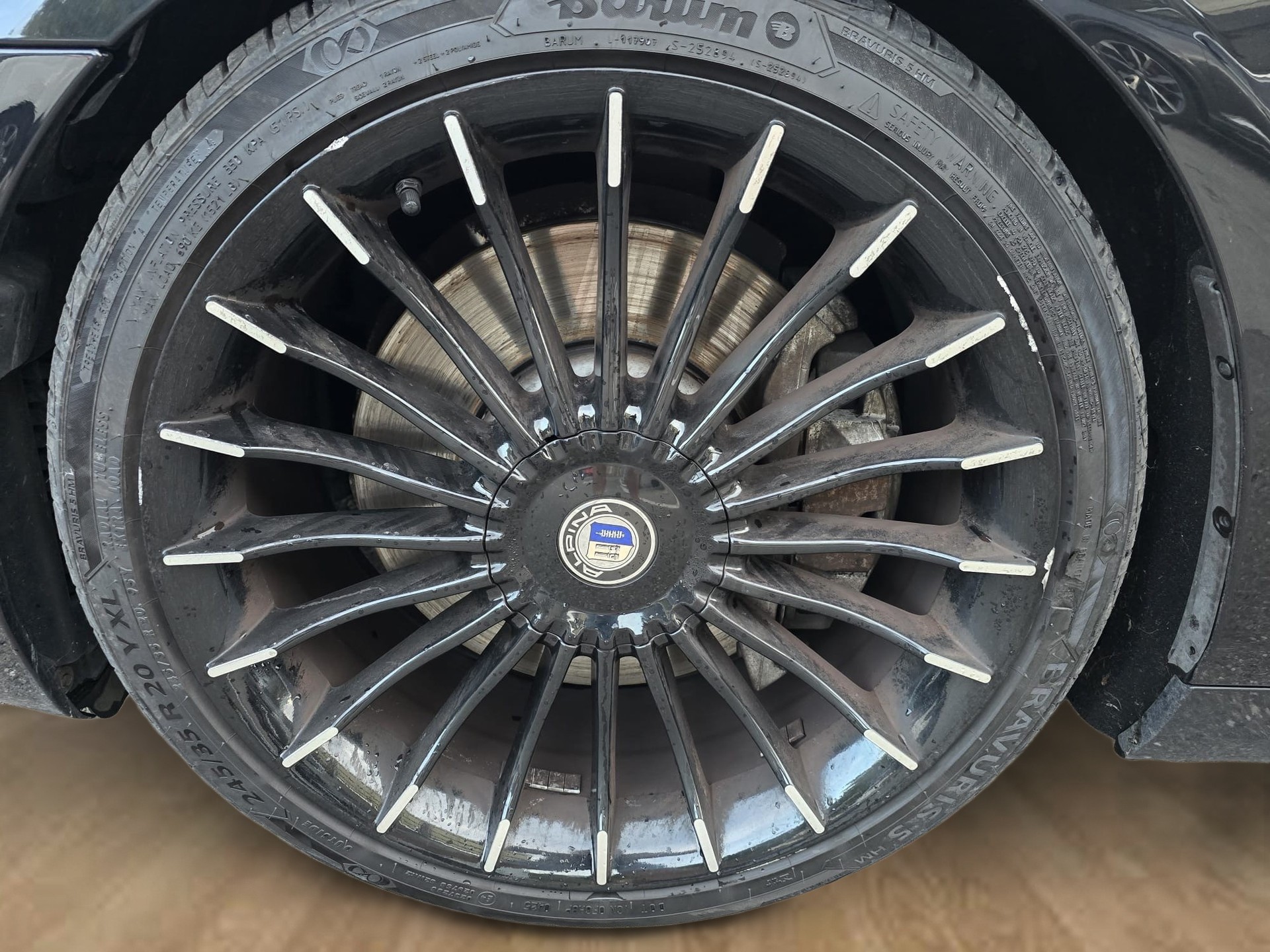 BMW 650i Cabrio-image-19