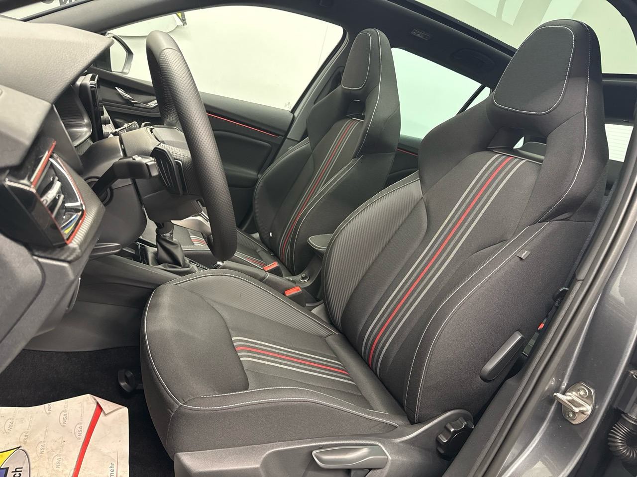 SKODA Kamiq 1.5 TSI Monte Carlo DSG-showroom-element-3