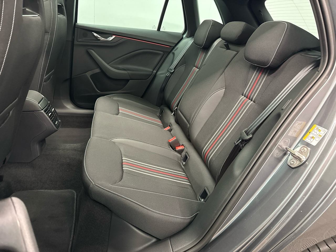 SKODA Kamiq 1.5 TSI Monte Carlo DSG-image-11