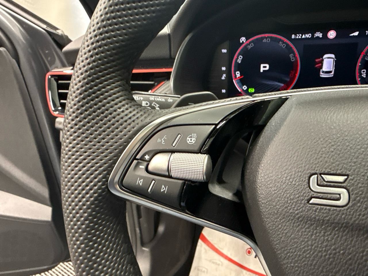 SKODA Kamiq 1.5 TSI Monte Carlo DSG-image-7
