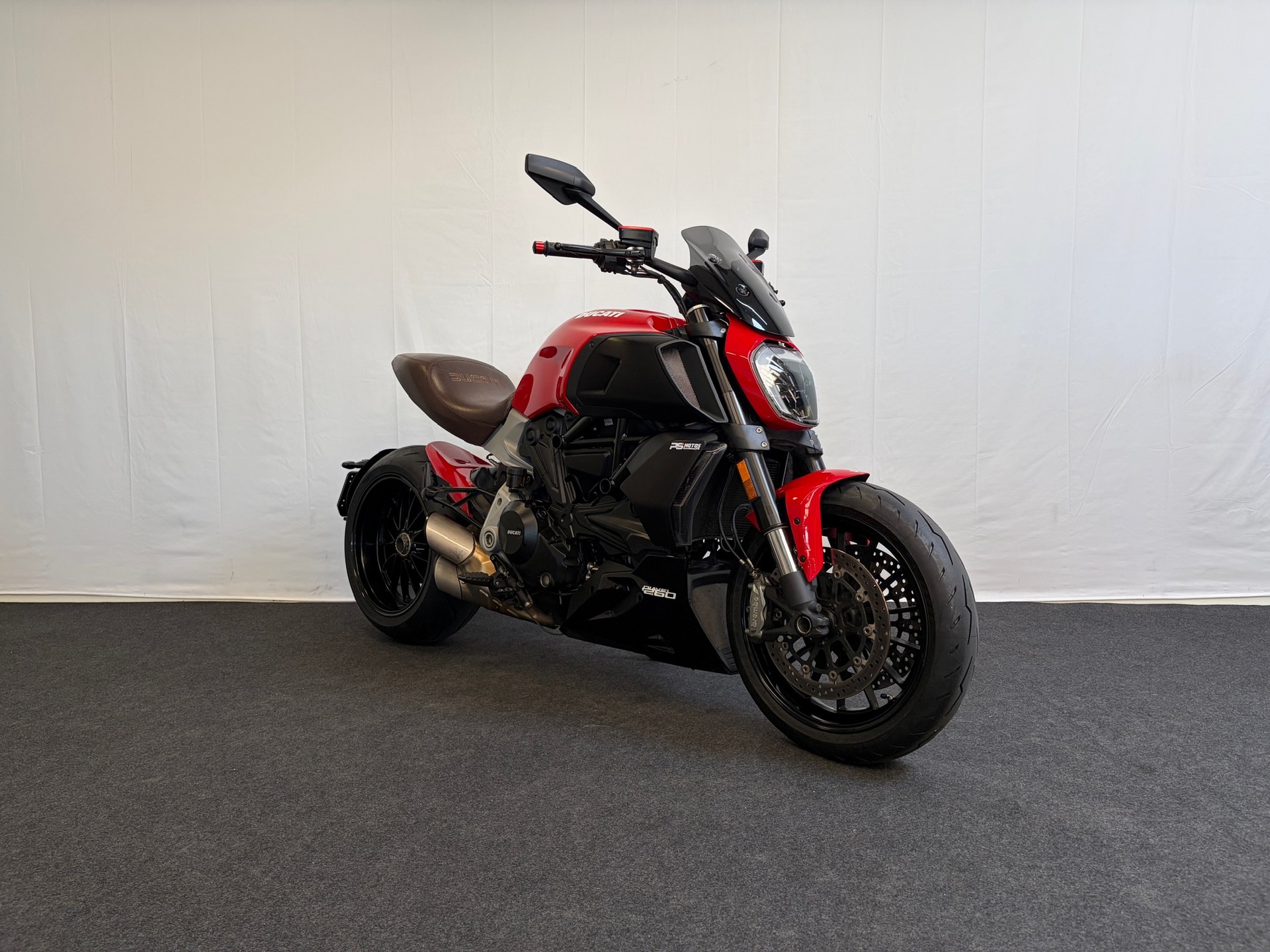 DUCATI Diavel 1260-image-2