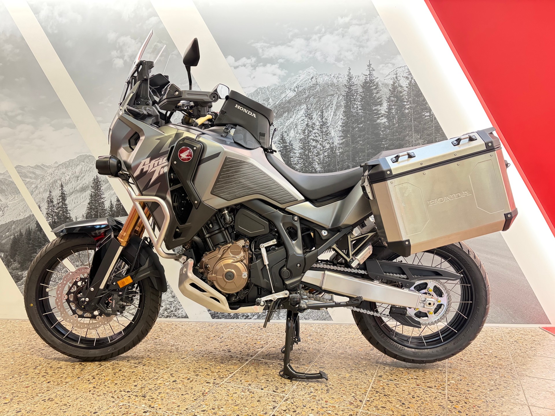 HONDA CRF 1100 Africa Twin Adventure Sports Swiss Edition-image-1