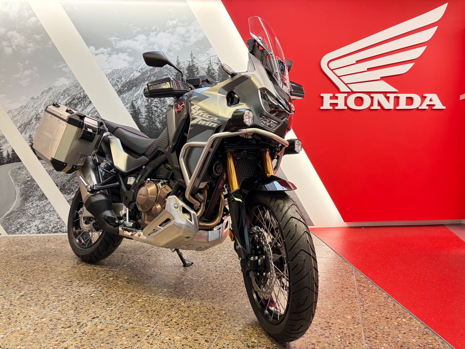 HONDA CRF 1100 Africa Twin Adventure Sports Swiss Edition-image-2
