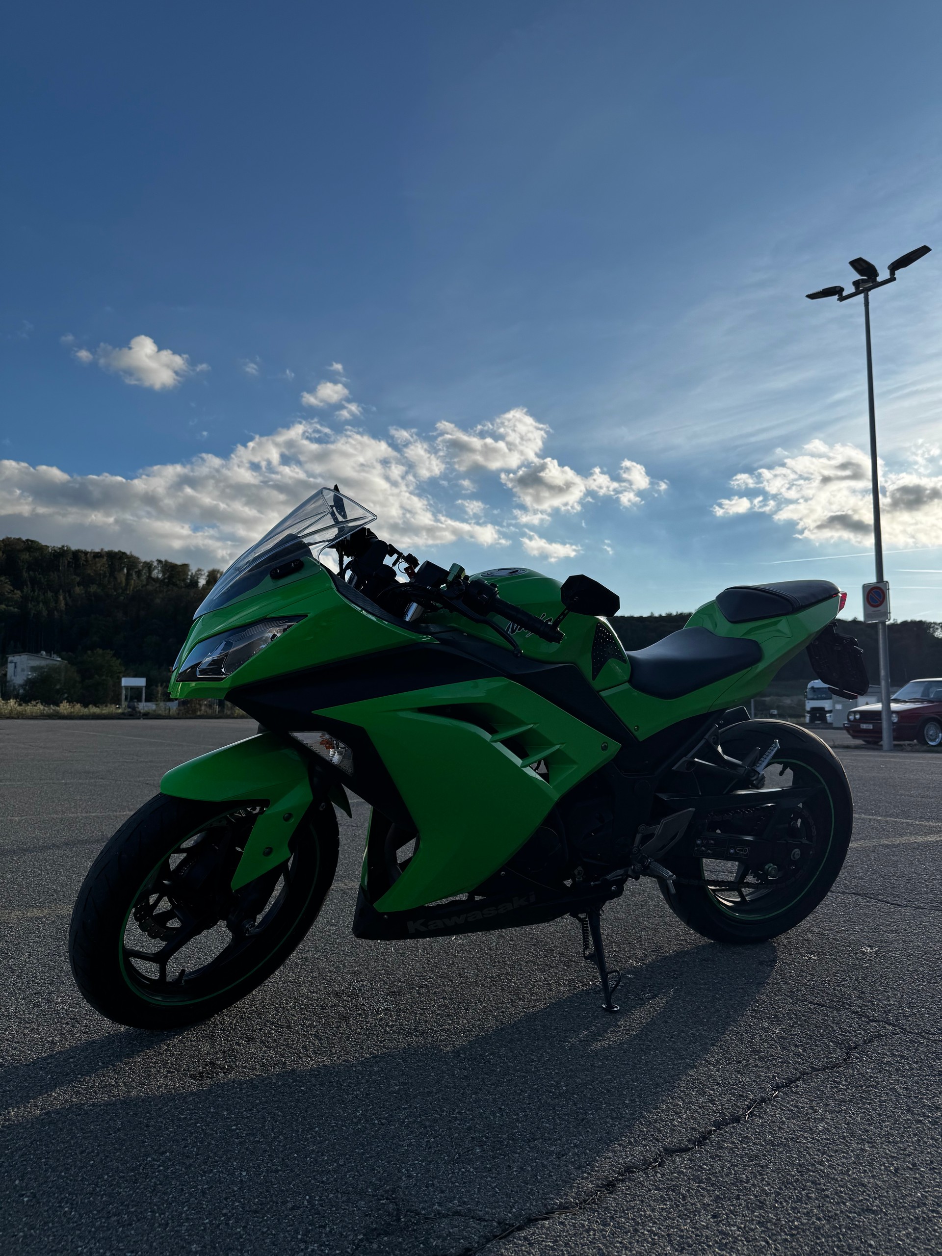 KAWASAKI Ninja 300 ABS-image-1