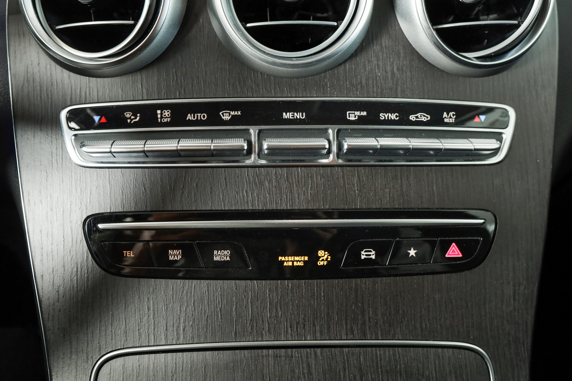 MERCEDES-BENZ GLC 300 d Off-Road 4Matic 9G-Tronic • Argent Mojave •AIR BODY CONTROL • Pack Premium Plus-image-22