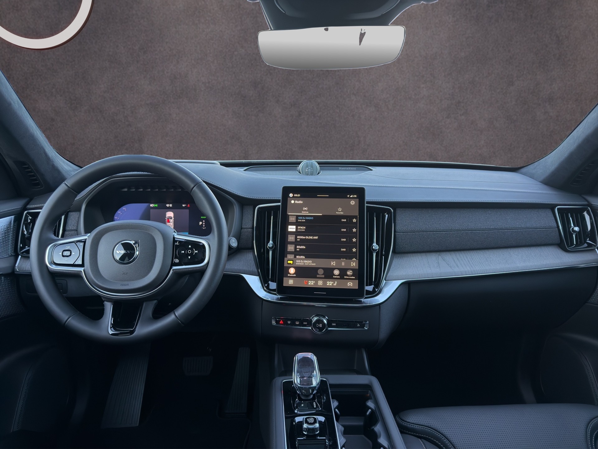 VOLVO XC90 2.0 T8 TE Ultra Dark eAWD-image-11