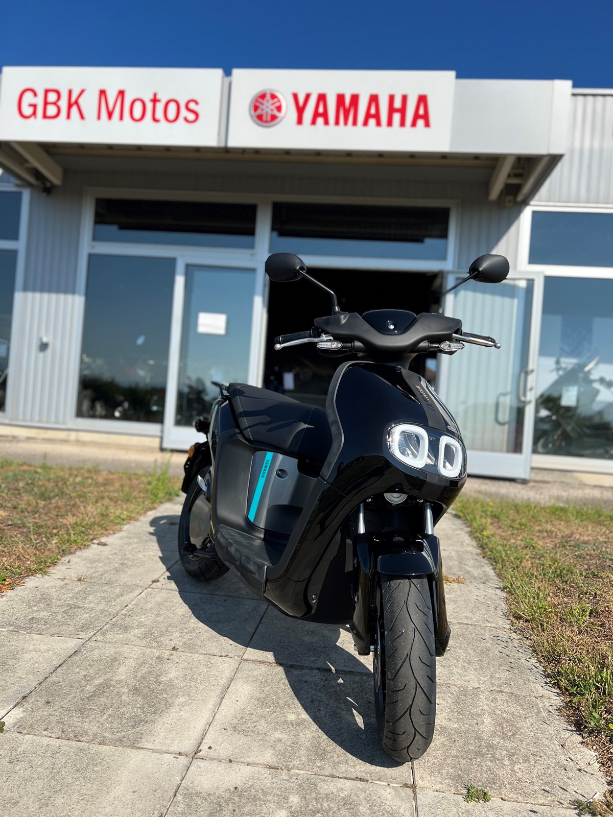 YAMAHA Neo's EV