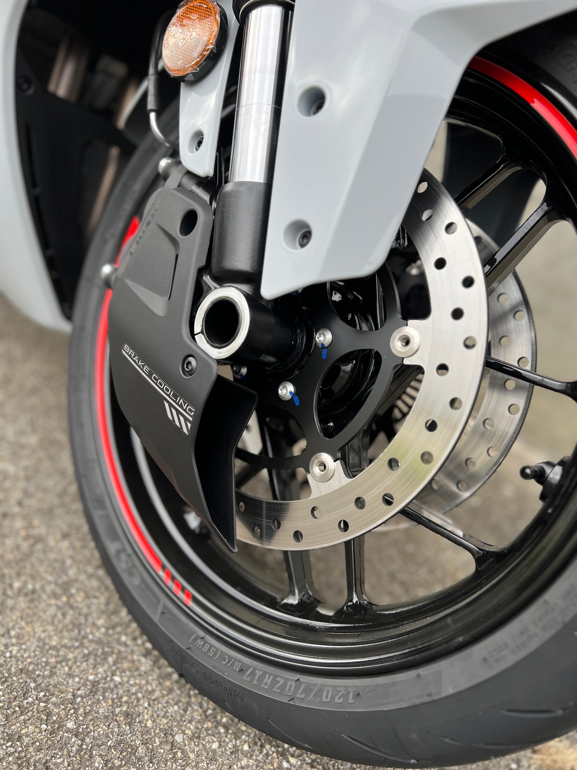 CF MOTO 675 SR-R auch als 35kW-image-6