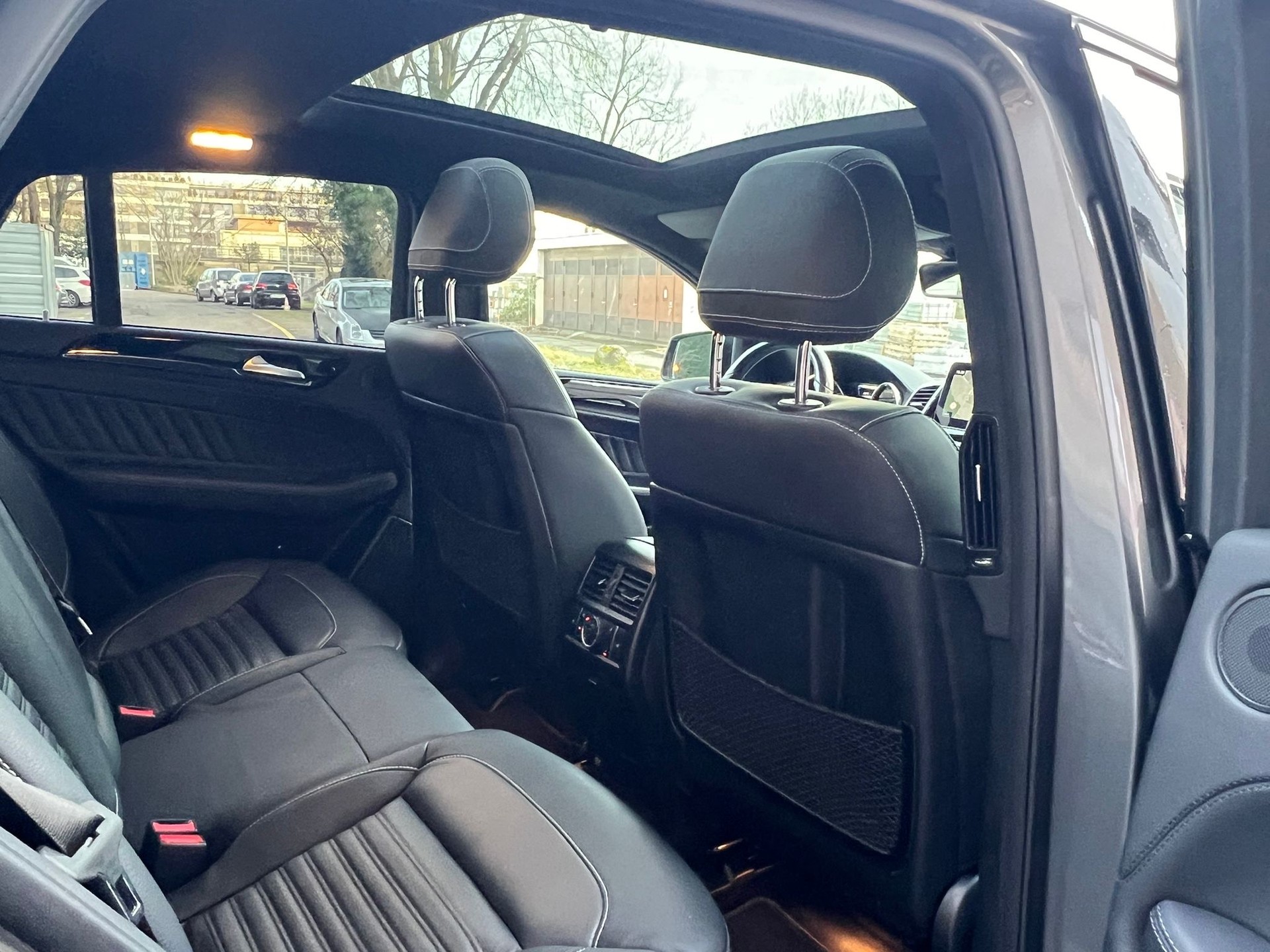 MERCEDES-BENZ GLE Coupé 350 d 4Matic 9G-Tronic-image-12