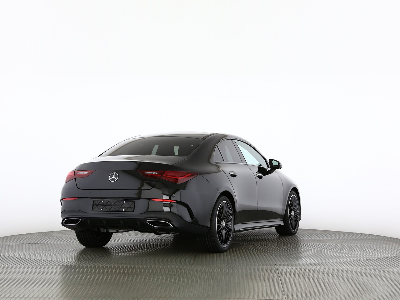 MERCEDES-BENZ CLA 250 4Matic 8G-DCT-showroom-element-1