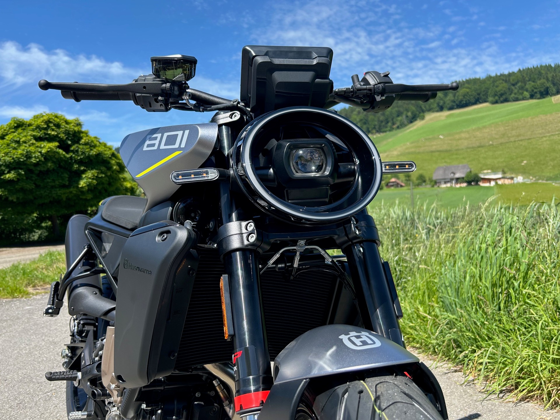 HUSQVARNA Vitpilen 801-image-1