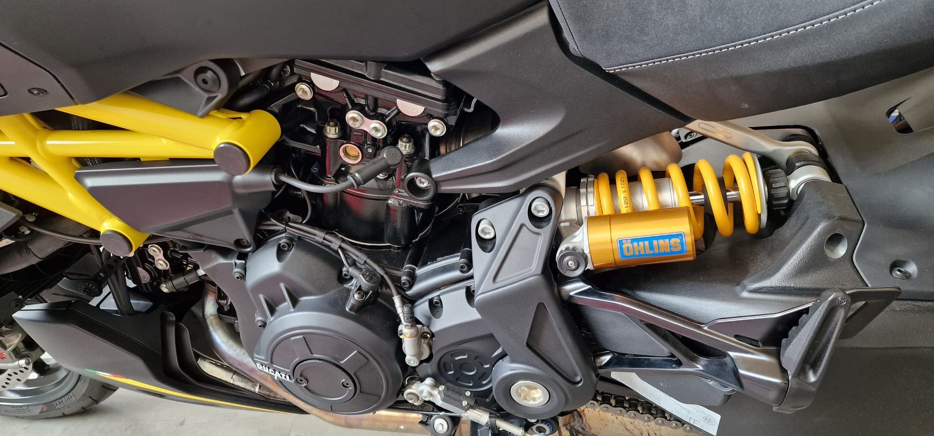 DUCATI Diavel 1260 S-image-11