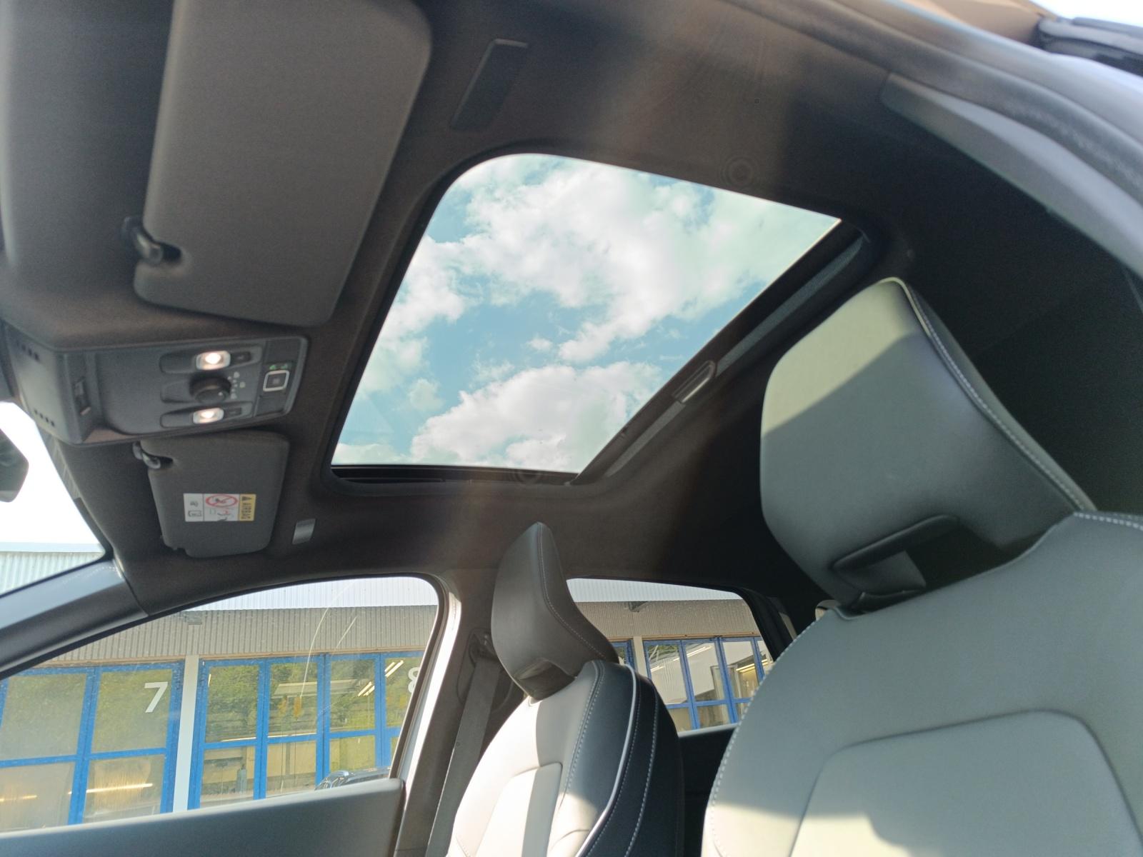 MITSUBISHI ASX 1.8 HEV Instyle-image-17