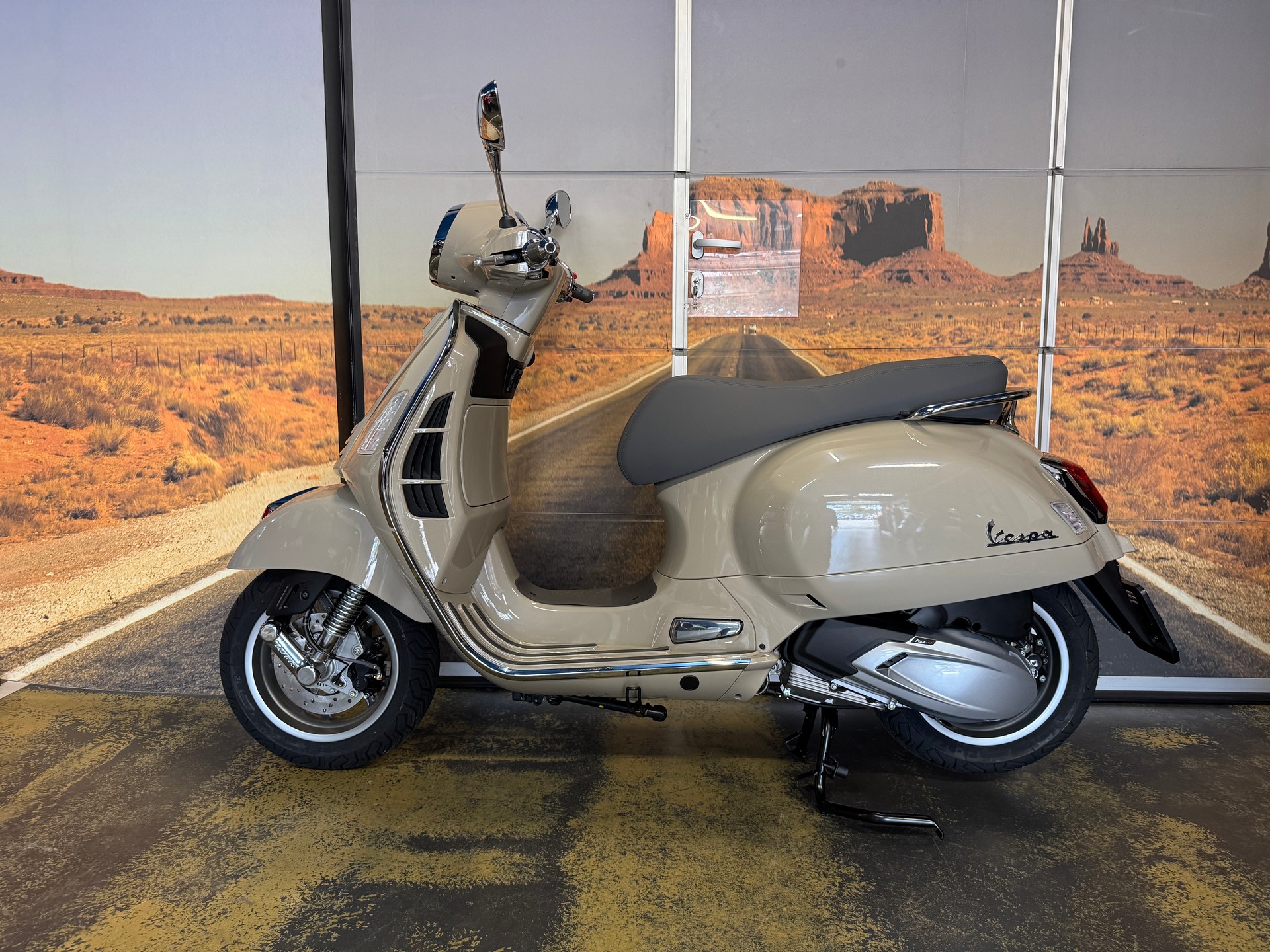PIAGGIO Vespa GTS 310 RST E5+-image-1