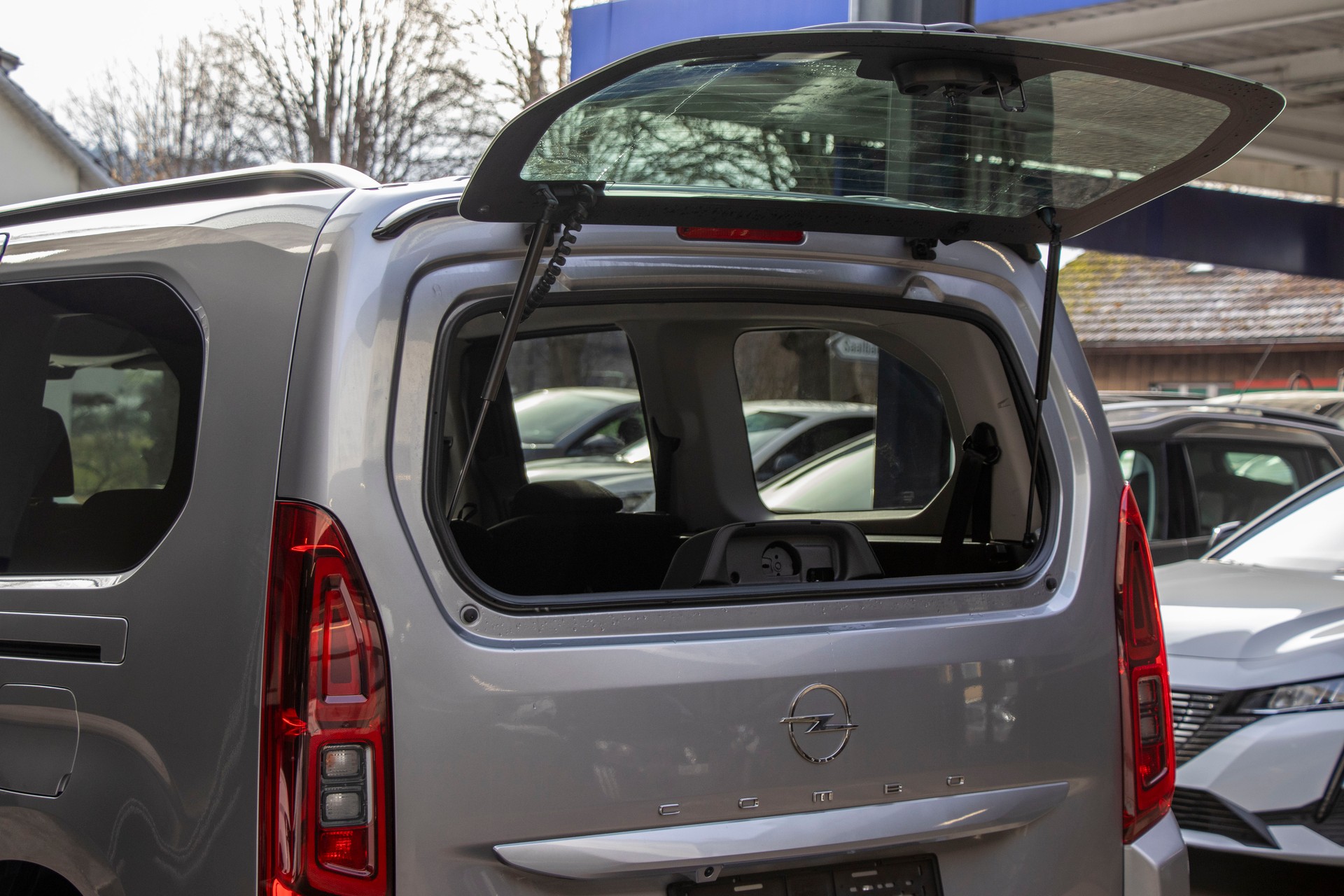 OPEL Combo XL 1.5 GS S/S Long Version-showroom-element-2