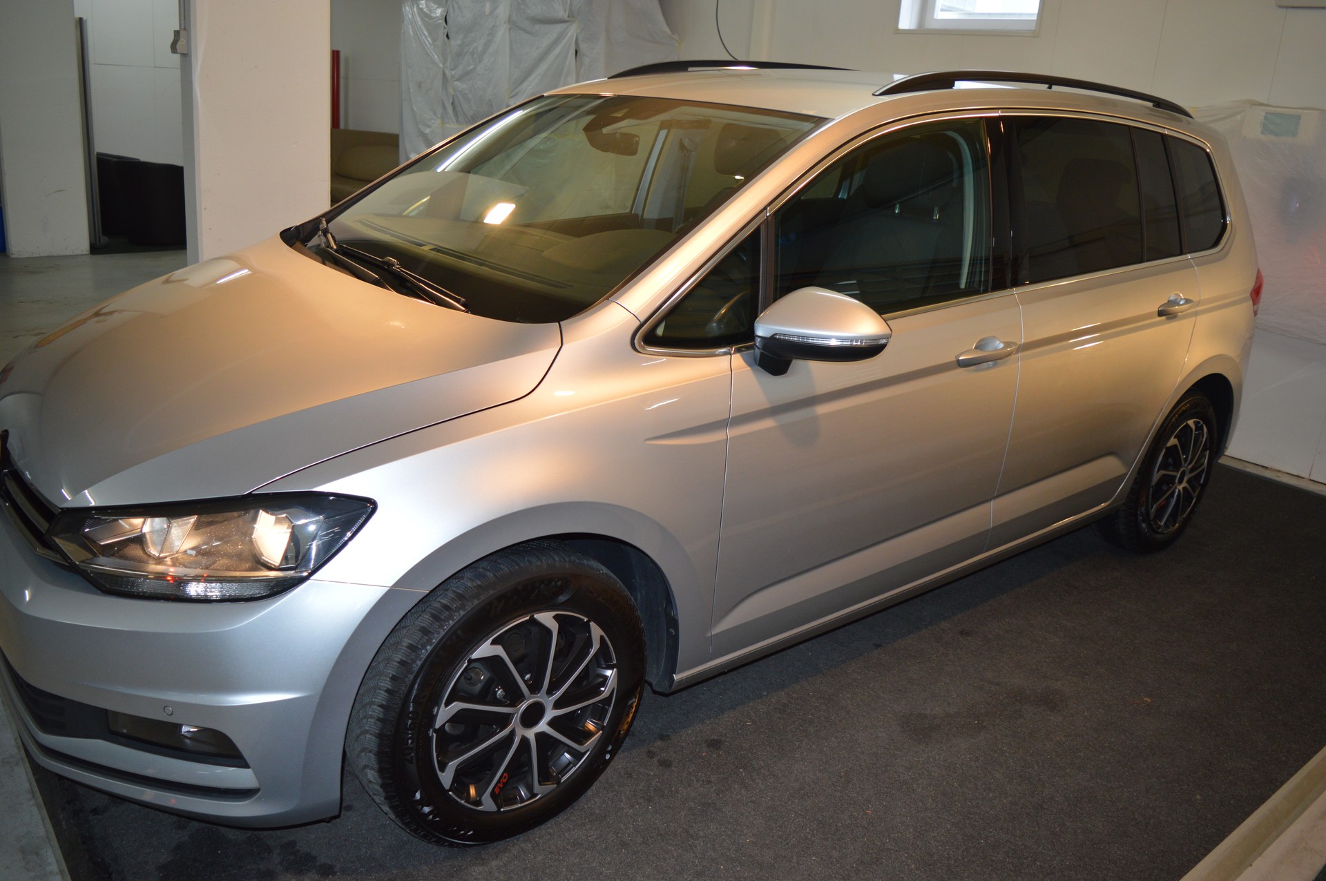 VW Touran 1.5 TSI EVO Comfortline DSG-image-5