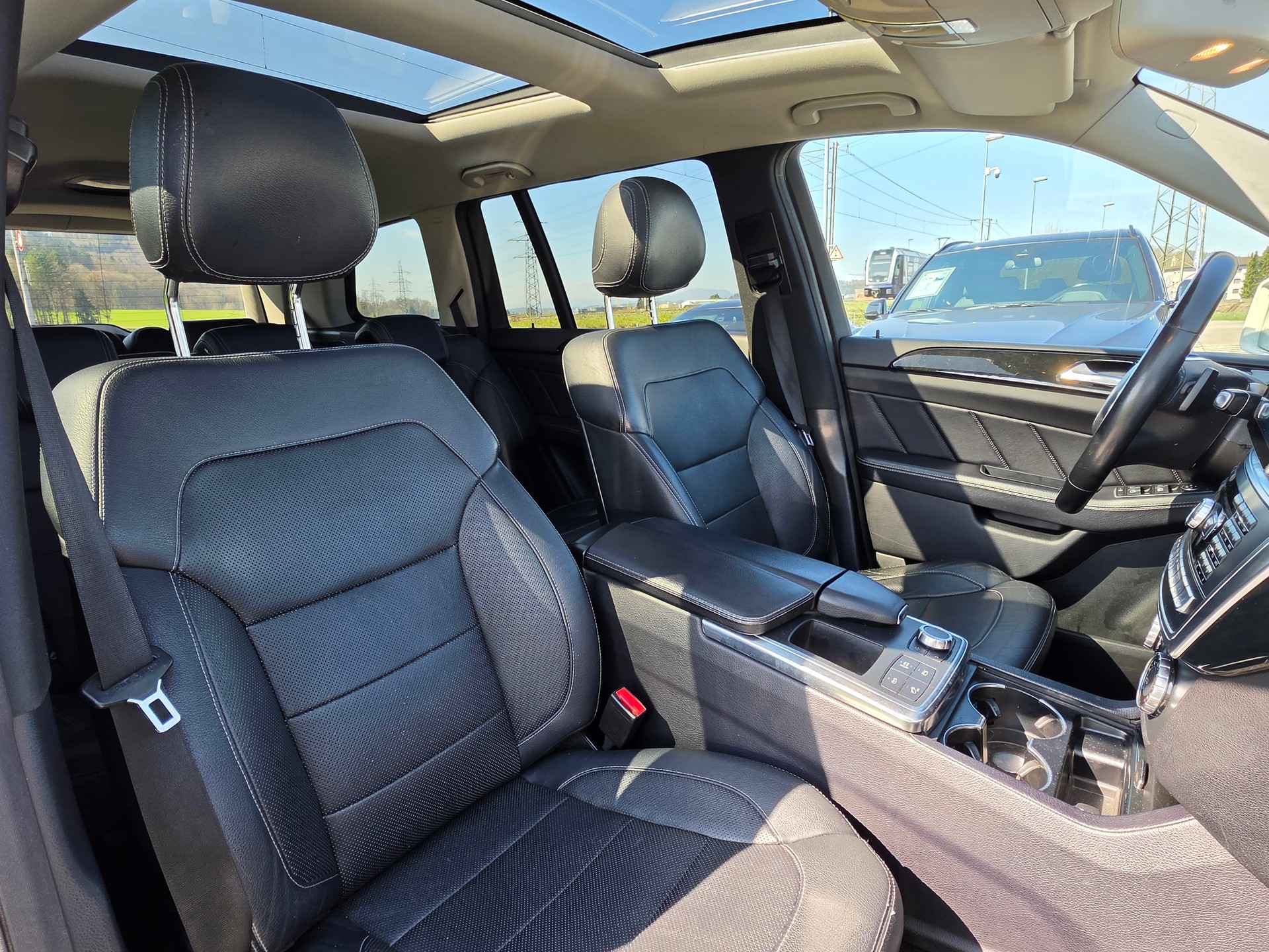 MERCEDES-BENZ GL 350 BlueTEC 4Matic 7G-TRONIC-image-13