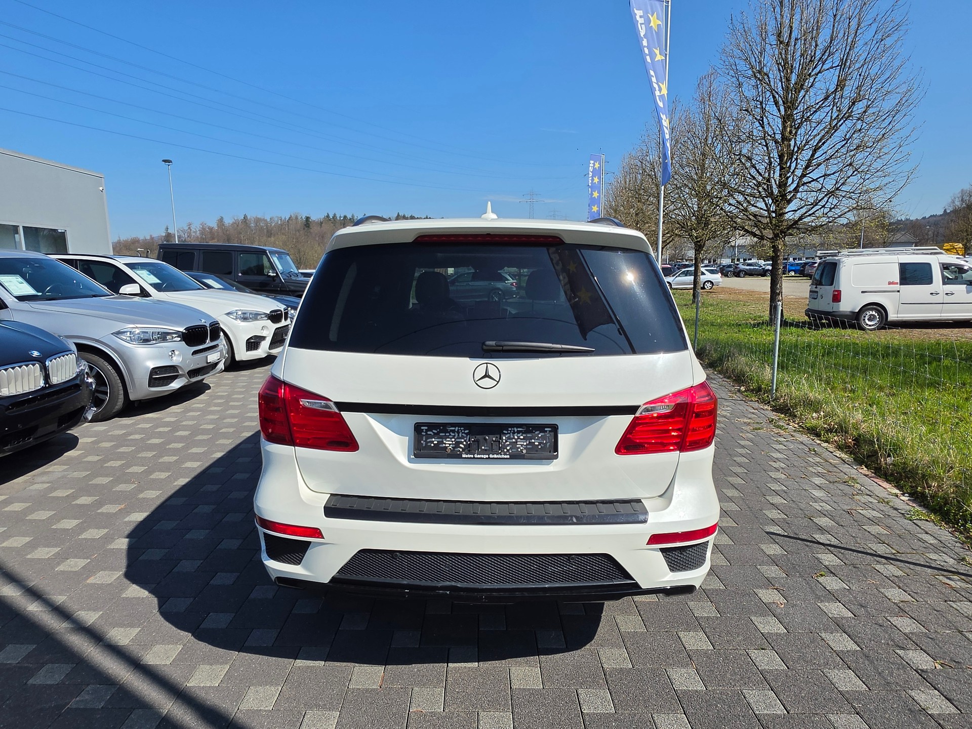 MERCEDES-BENZ GL 350 BlueTEC 4Matic 7G-TRONIC-showroom-element-3