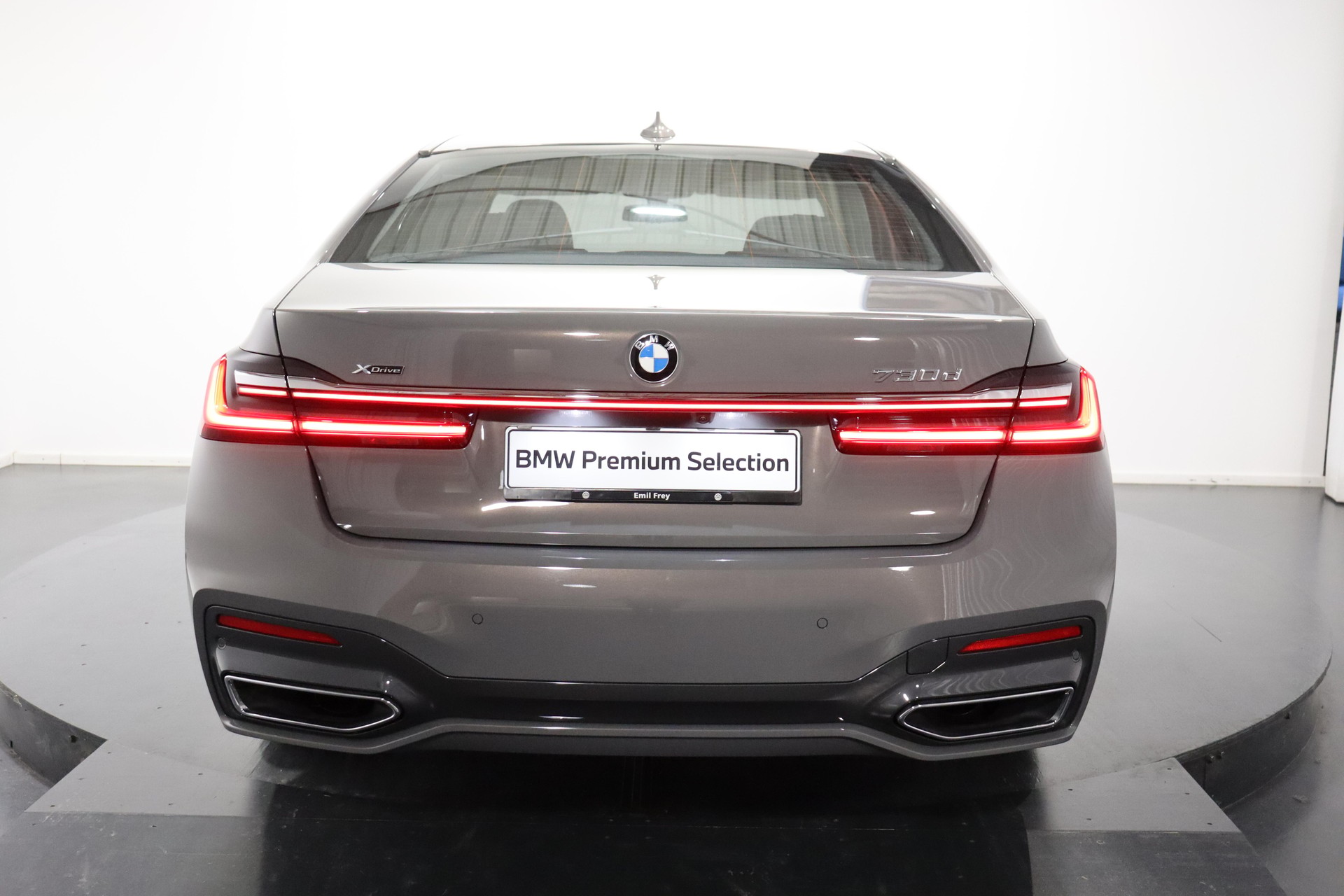 BMW 730d xDrive SAG-image-8
