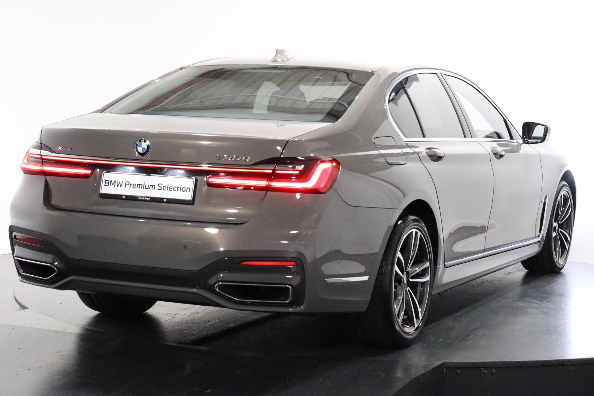 BMW 730d xDrive SAG-image-4
