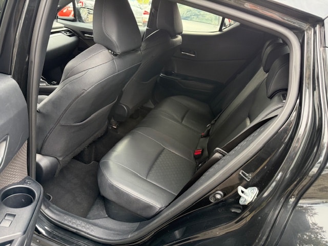TOYOTA C-HR 2.0 HSD CVT Premium-image-8